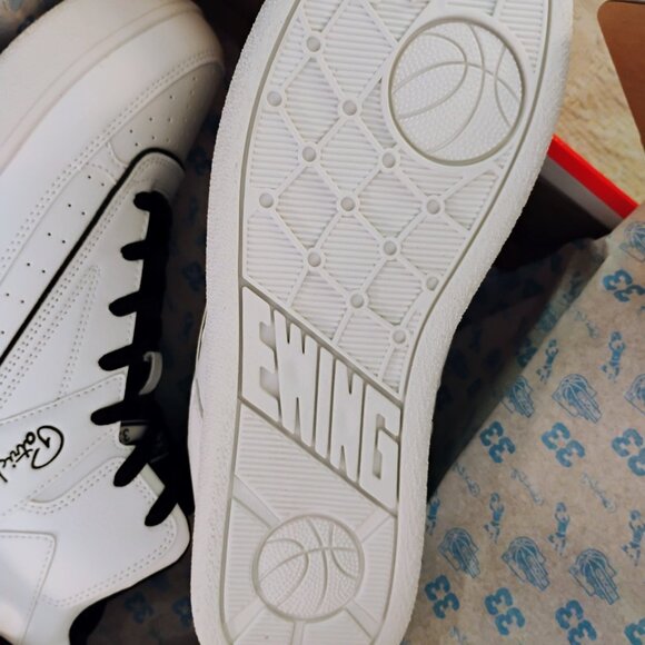 Men's size 10 Patrick Ewing athletic shoes. - Picture 3 of 3